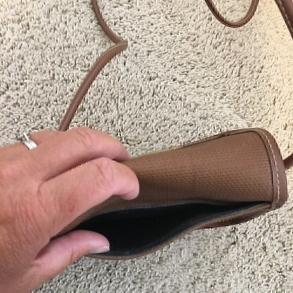 Vintage brown Liz Claiborne crossbody purse - Picture 14 of 16